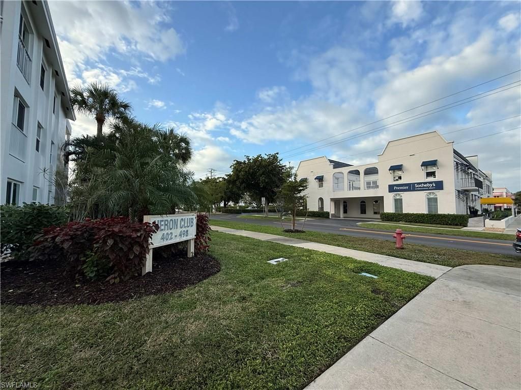408 Broad Ave S, Unit H408, Naples, FL 34102 Photo