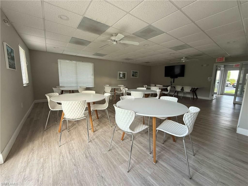 408 Broad Ave S, Unit H408, Naples, FL 34102 Photo