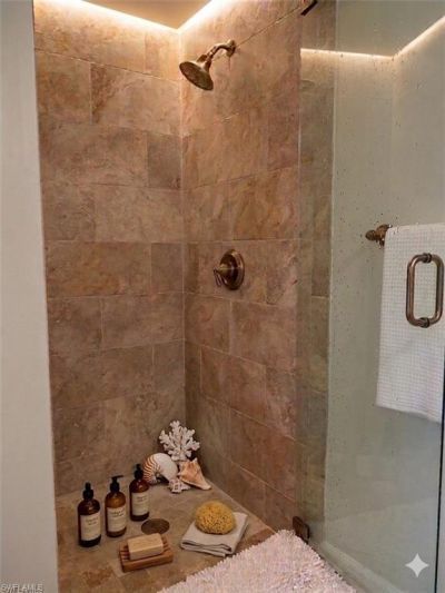 408 Broad Ave S, Unit H408, Naples, FL 34102 Photo
