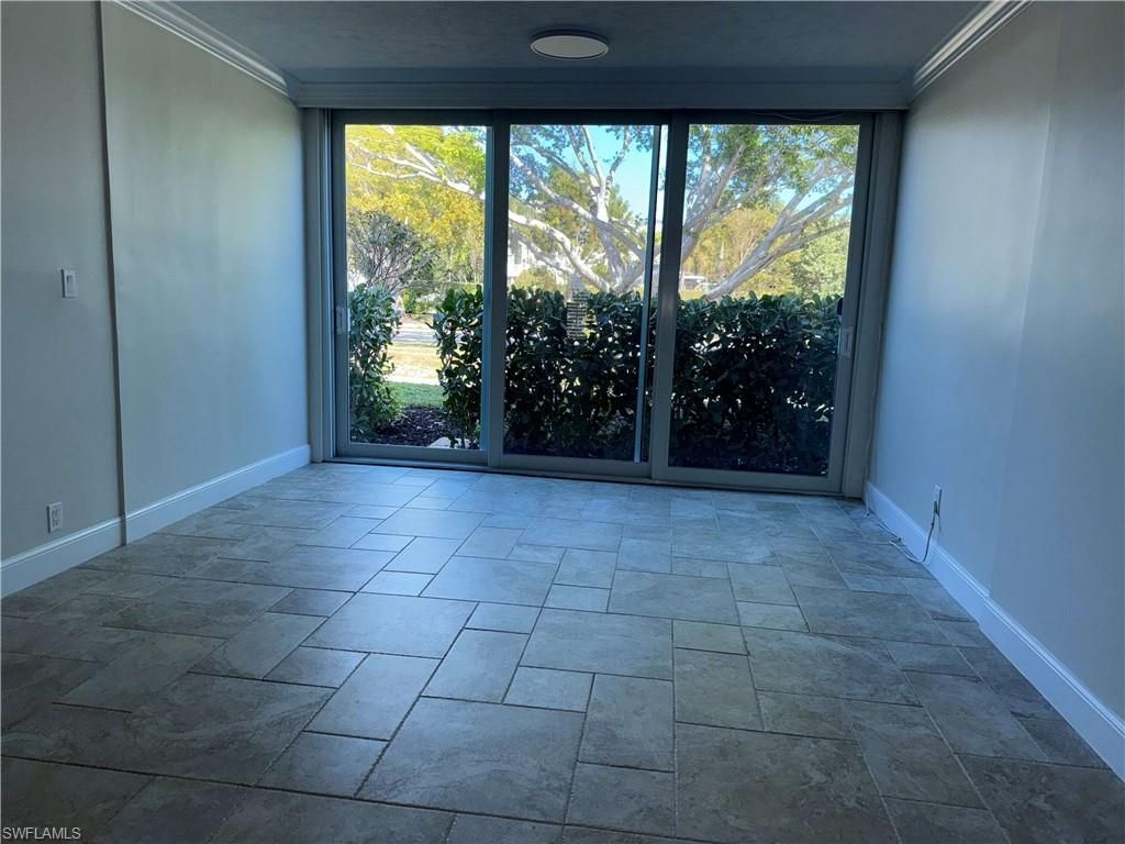 408 Broad Ave S, Unit H408, Naples, FL 34102 Photo