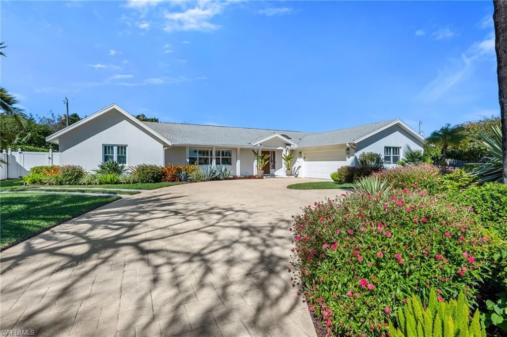 1471 Murex Dr , Naples, FL 34102 Photo