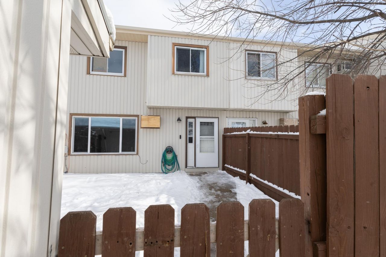 3064 23rd Street S, Fargo, ND 58103 Main Photo