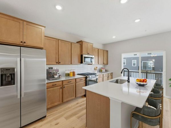 1524 Traverse Lane, West Saint Paul, MN 55118