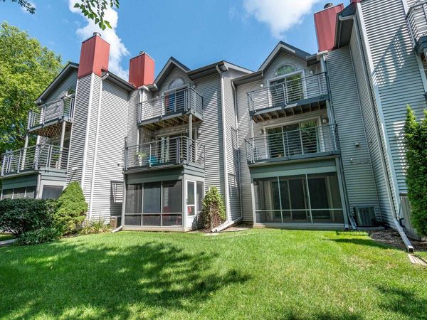 16 Hidden Hollow Trail, Madison, WI 53717