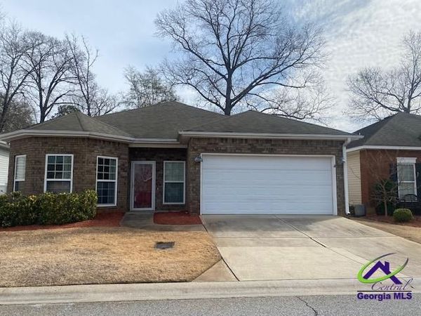 308 Spyglass Hill Drive, Perry, GA