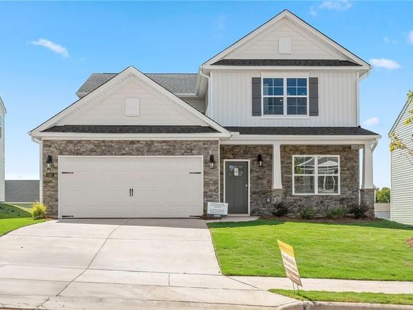 3017 Middle Creek Lane, Greensboro, NC 27405