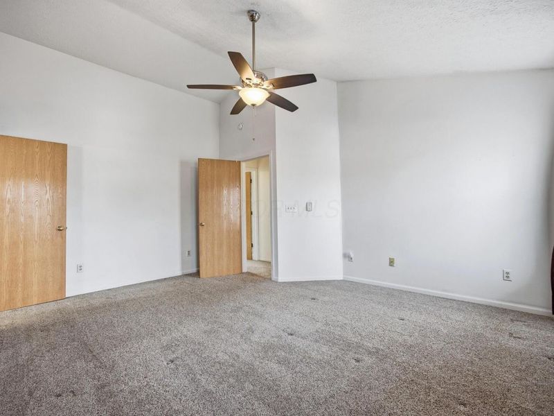 9152 Longstone Drive, Lewis Center, OH 43035 Photo 18