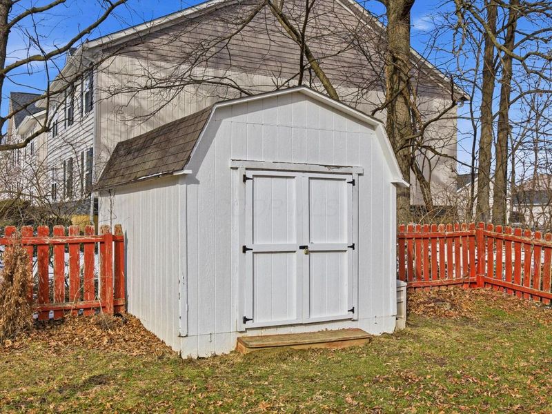 9152 Longstone Drive, Lewis Center, OH 43035 Photo 39