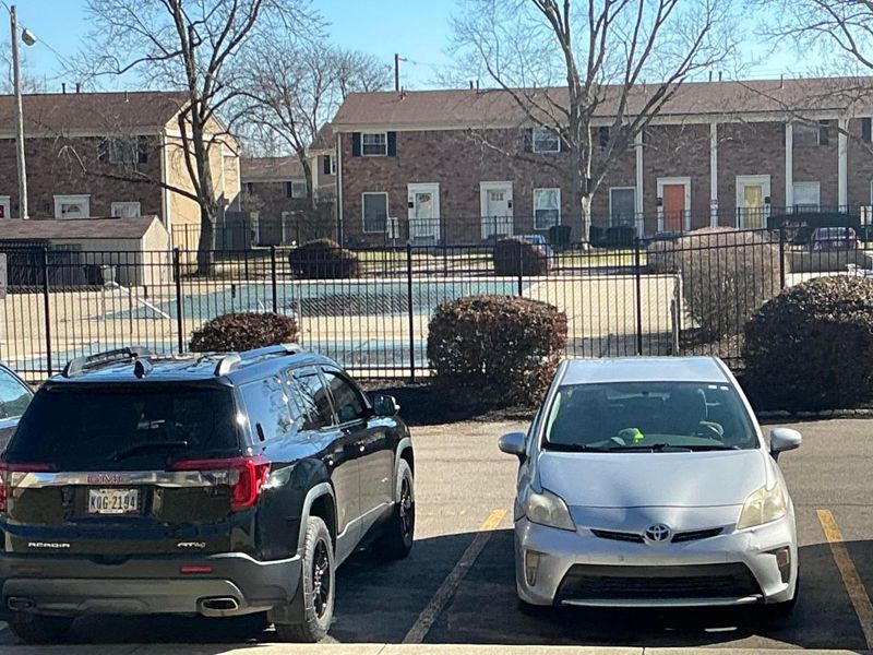 129 Beacon Run W, Unit 21C, Columbus, OH 43228 Photo 22