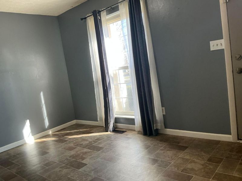 129 Beacon Run W, Unit 21C, Columbus, OH 43228 Photo 3