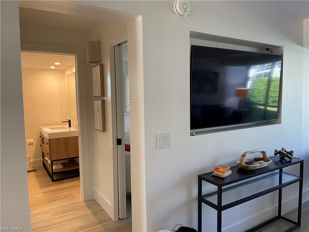 1417 Chesapeake Ave , Unit 101, Naples, FL 34102 Photo