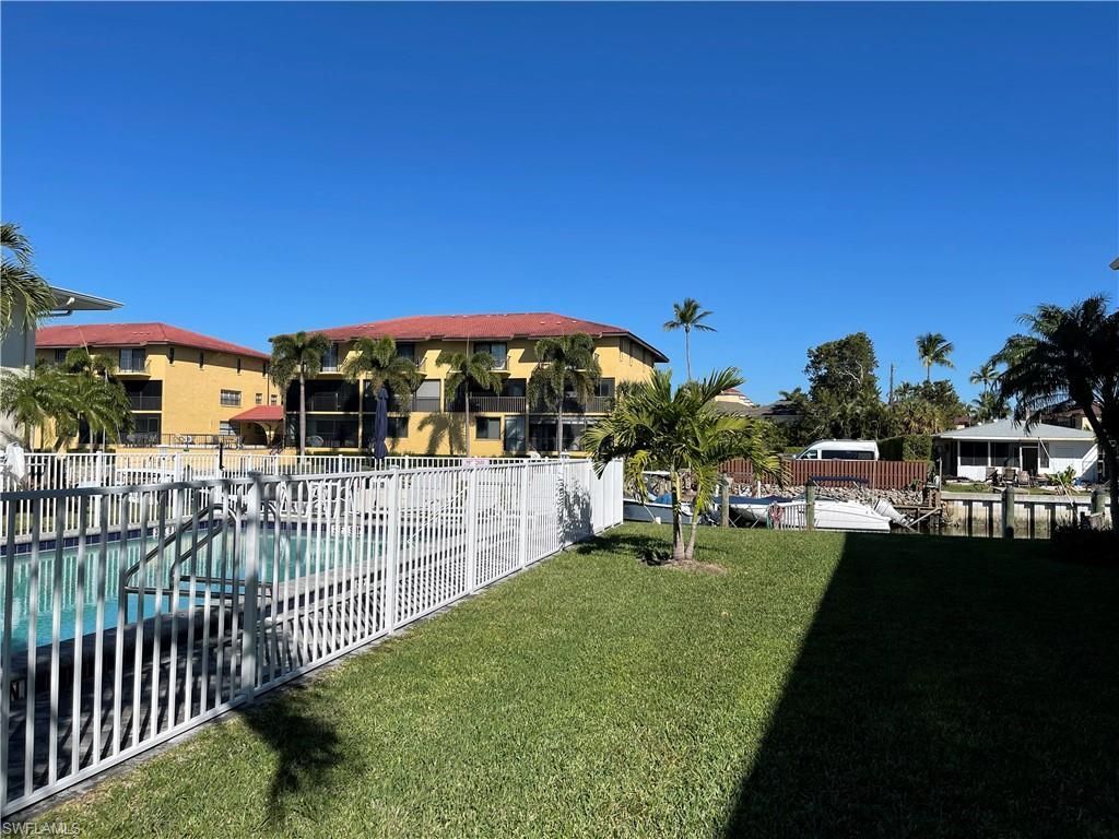 1417 Chesapeake Ave , Unit 101, Naples, FL 34102 Photo