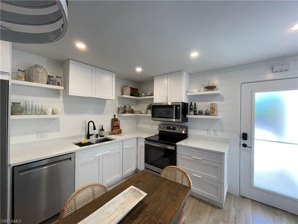 1417 Chesapeake Ave , Unit 101, Naples, FL 34102 Photo