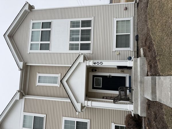 600 Spring Leaf Drive, Joliet, IL 60431