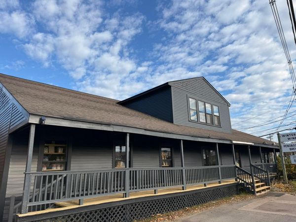 279 S Main Street, Winterport, ME 04496