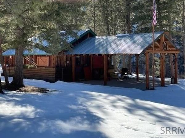 2811 N Hwy 93, NORTH FORK, ID 83466