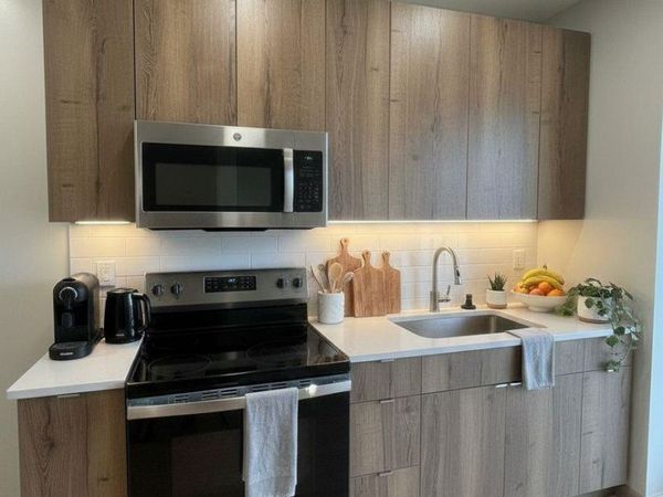 294 Broadway , Brooklyn, NY 11211