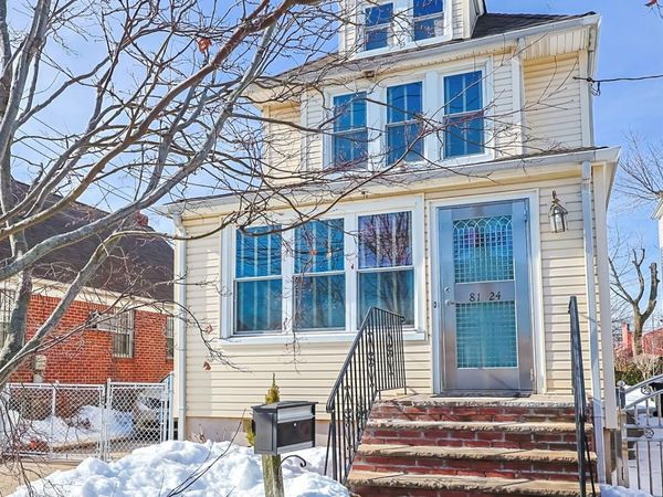 81-24 167th Street, Jamaica Hills, NY 11432