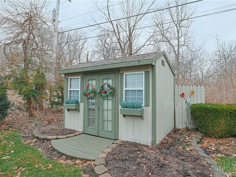 735 Chaucer Lane, Tipp City, OH 45371 Photo 33