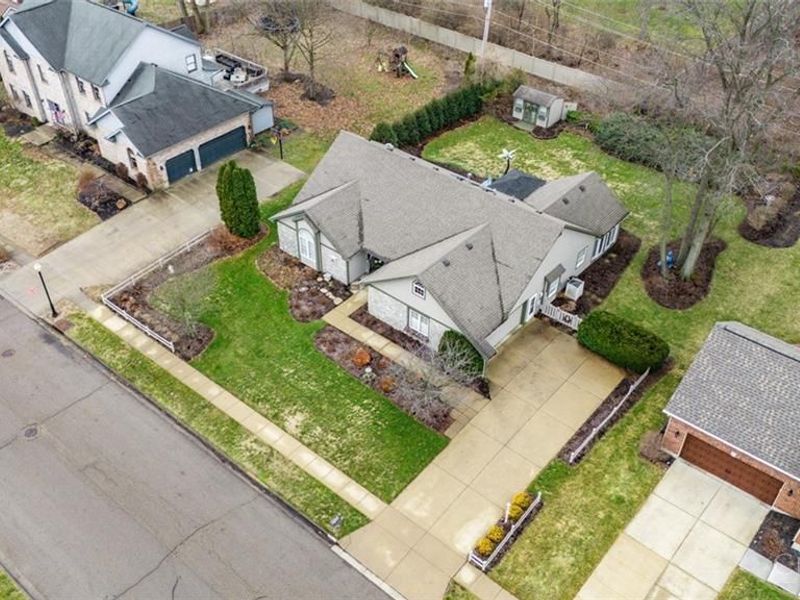 735 Chaucer Lane, Tipp City, OH 45371 Photo 42