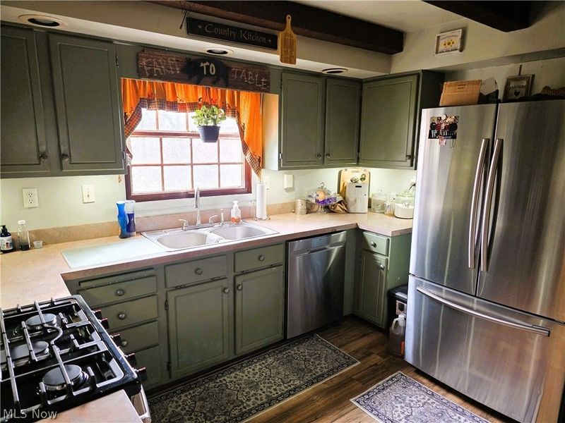 4 N Butler Avenue, Niles, OH 44446 Photo 6