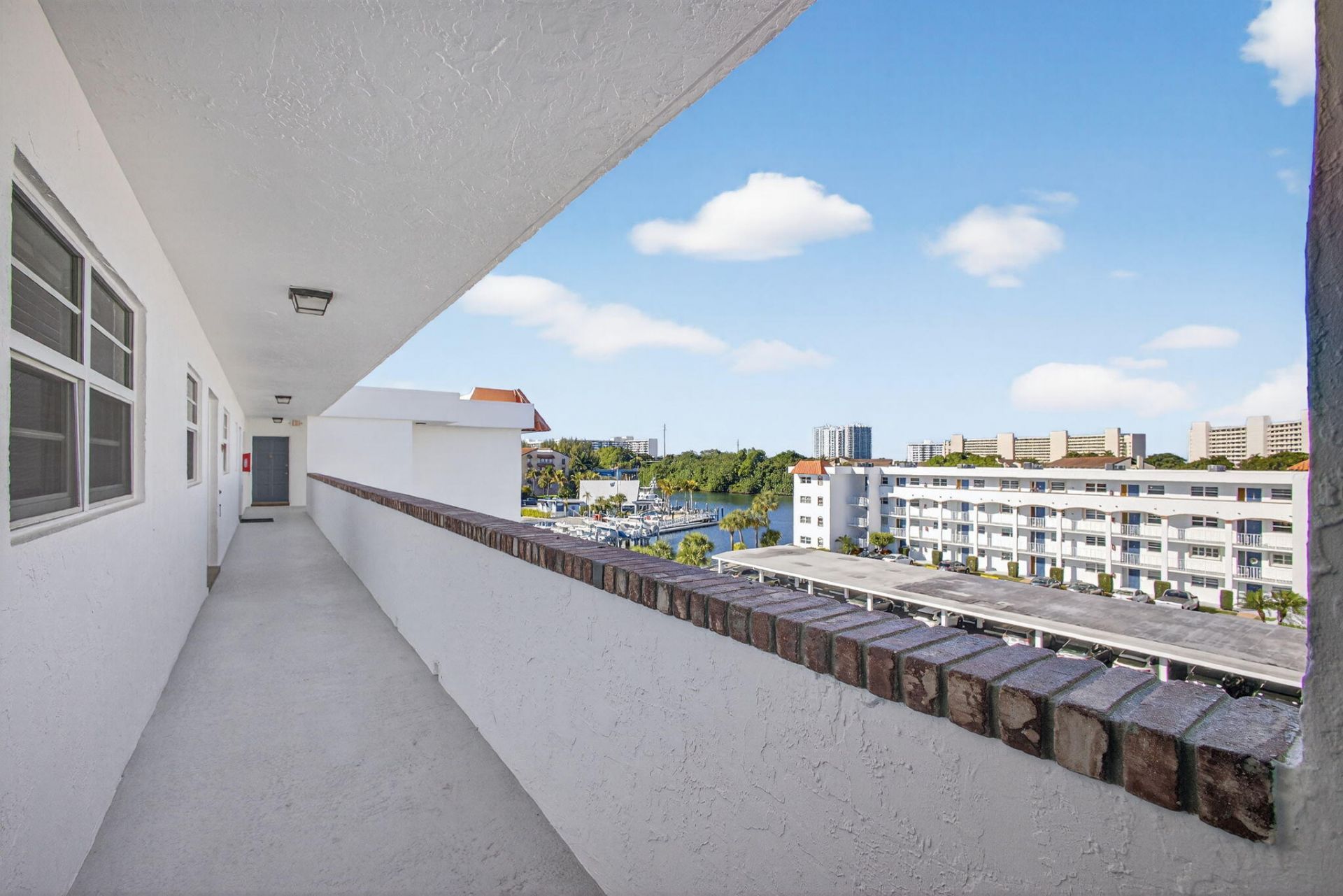 21 Yacht Club Drive, Unit 505, North Palm Beach, FL 33408 Photo