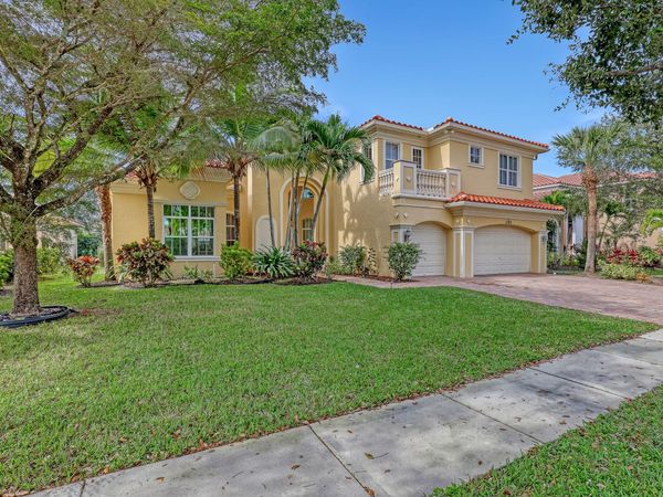 3389 Lago De Talavera, Lake Worth, FL 33467