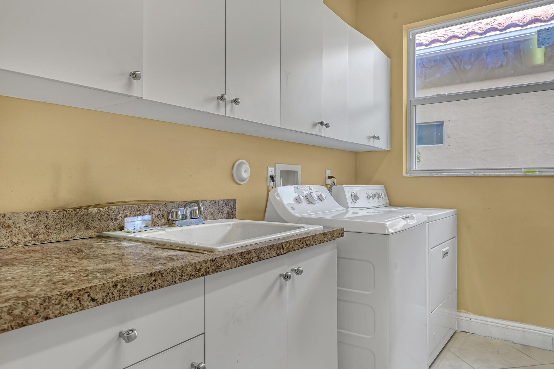 3389 Lago De Talavera, Lake Worth, FL 33467 Photo