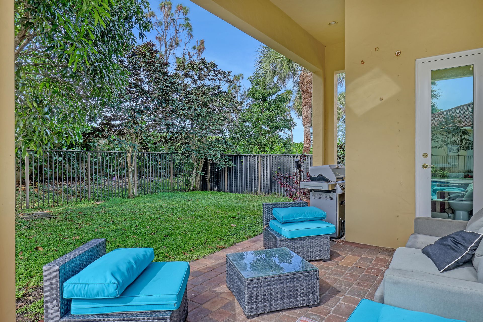 3389 Lago De Talavera, Lake Worth, FL 33467 Photo