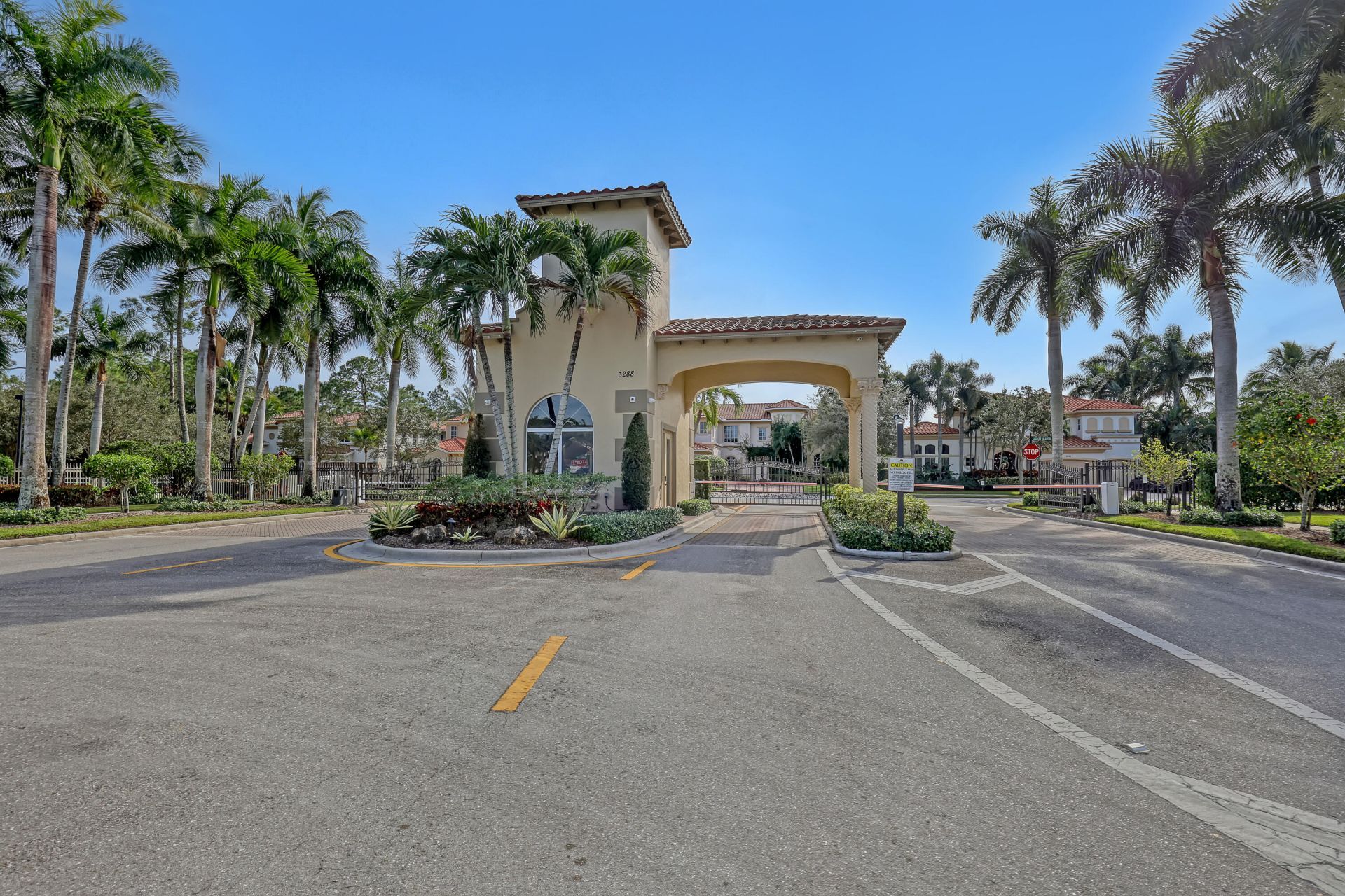 3389 Lago De Talavera, Lake Worth, FL 33467 Photo