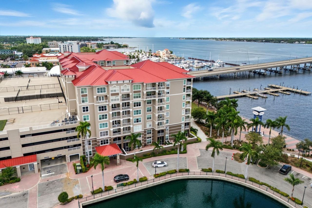 808 3rd Avenue W, Unit 111, Bradenton, FL 34205 Photo