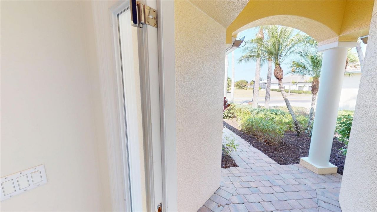 313 Monaco Drive, Unit 5, Punta Gorda, FL 33950 Photo