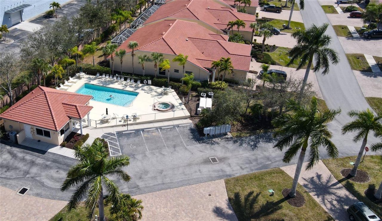 313 Monaco Drive, Unit 5, Punta Gorda, FL 33950 Photo