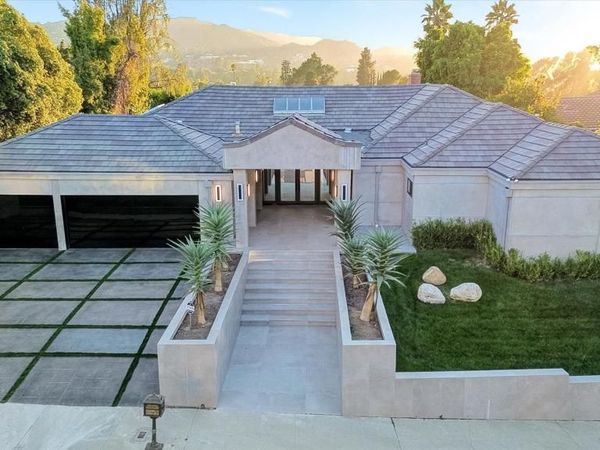 4423 Bergamo Drive, Los Angeles, CA 91436
