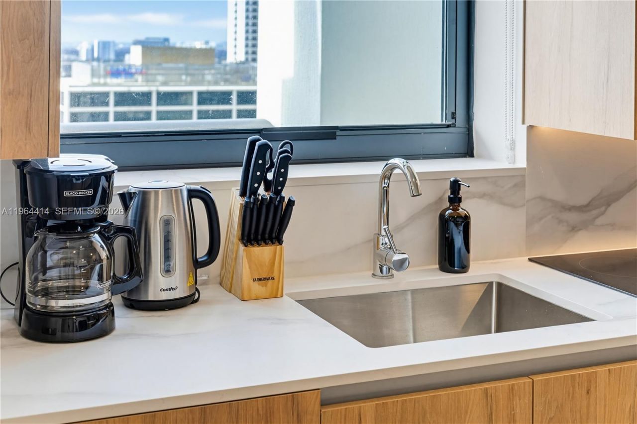 11 NE 6th, Unit 2901, Miami, FL 33132 Photo