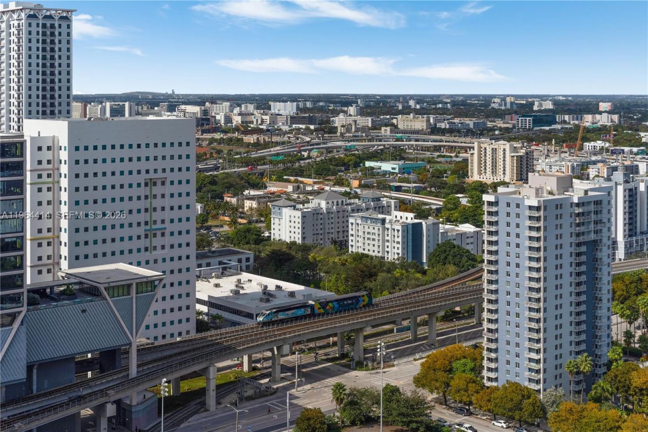 11 NE 6th, Unit 2901, Miami, FL 33132 Photo