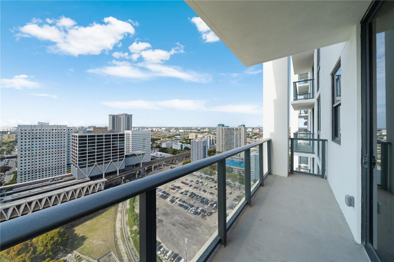 11 NE 6th, Unit 2901, Miami, FL 33132 Photo