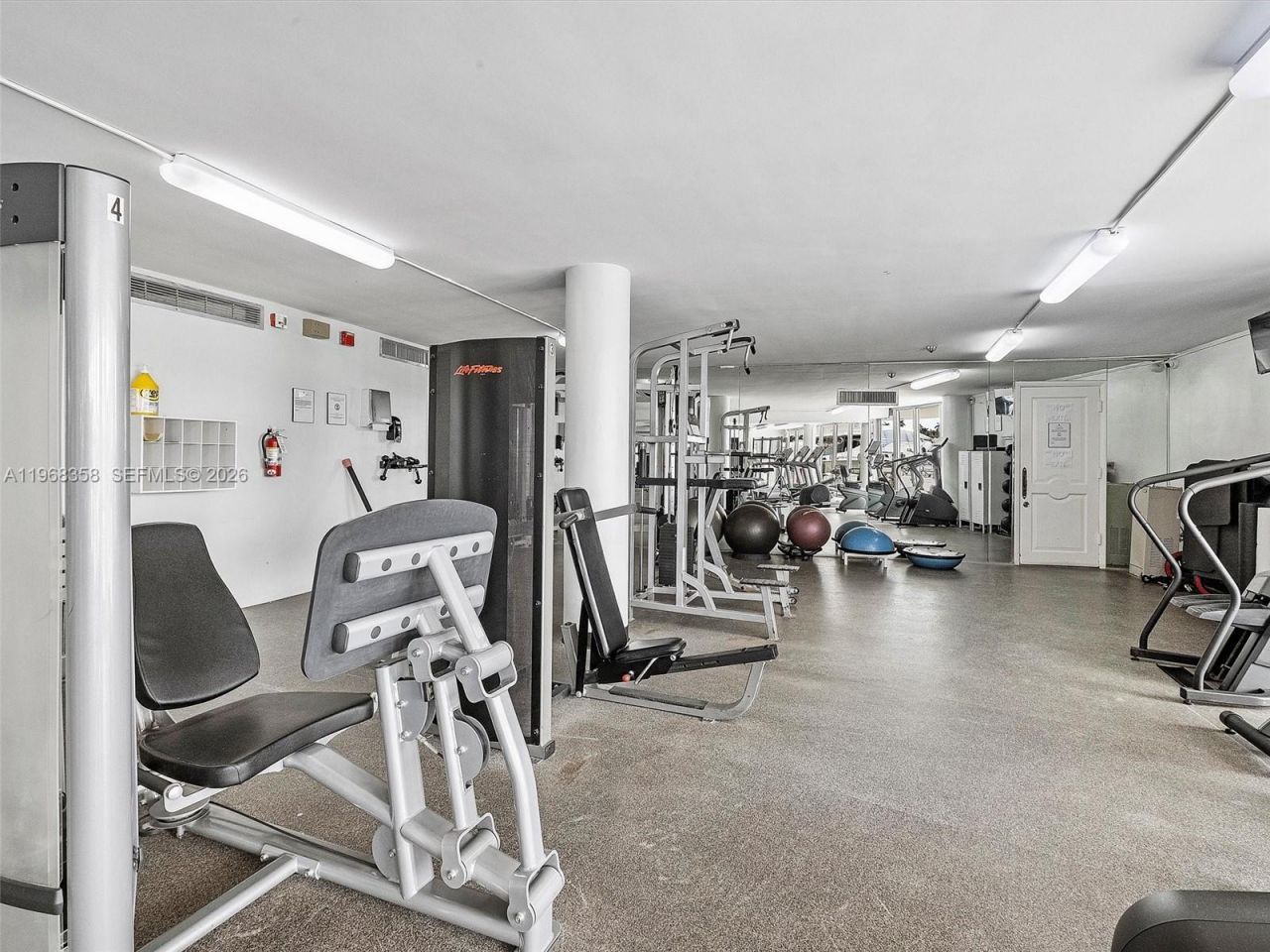 900 Bay Dr, Unit 125, Miami Beach, FL 33141 Photo