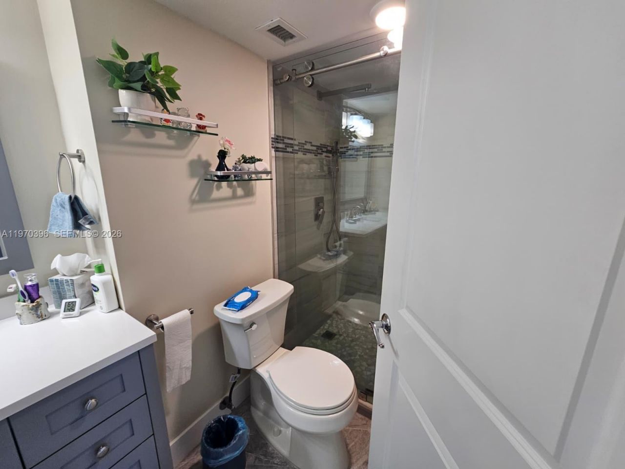 300 Bayview Dr, Unit 2101, Sunny Isles Beach, FL 33160 Photo