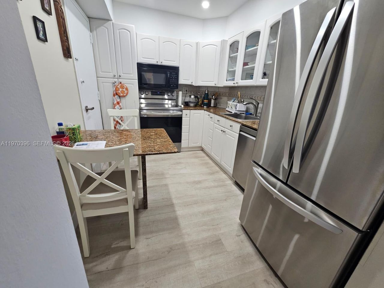 300 Bayview Dr, Unit 2101, Sunny Isles Beach, FL 33160 Photo