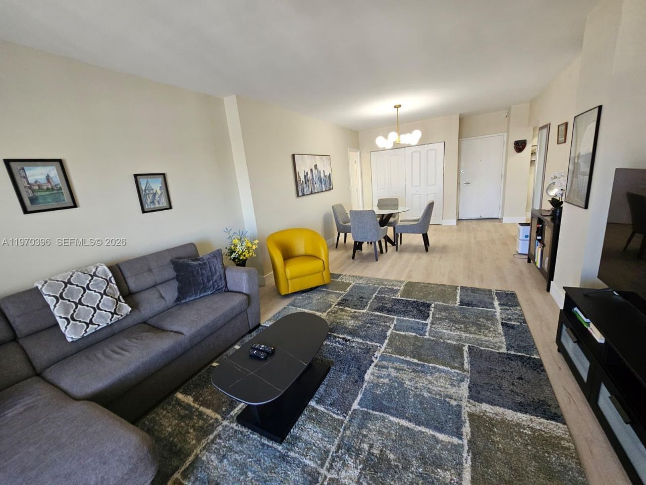 300 Bayview Dr, Unit 2101, Sunny Isles Beach, FL 33160 Photo