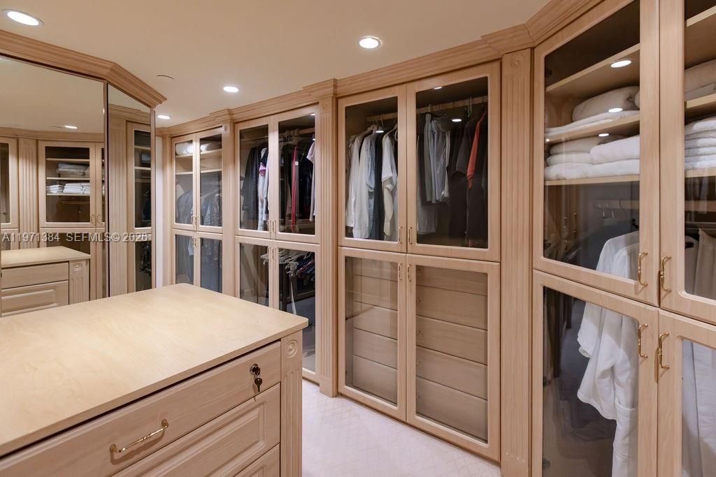 3000 Island Blvd, Unit 2902, Aventura, FL 33160 Photo