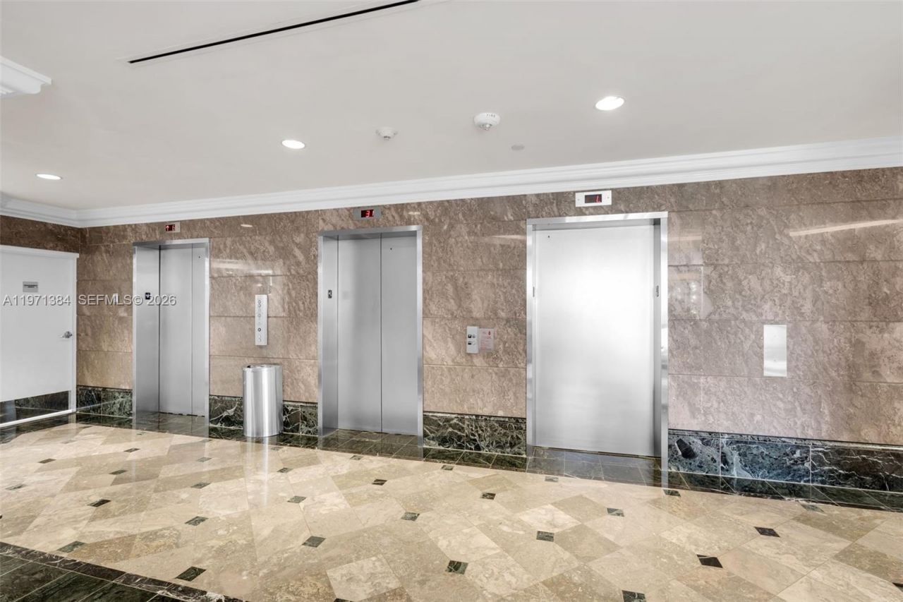 3000 Island Blvd, Unit 2902, Aventura, FL 33160 Photo