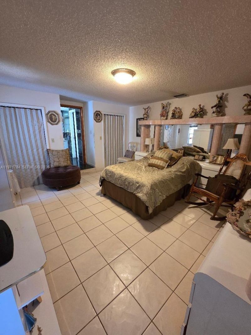 1341 E 8th Ave , Hialeah, FL 33010 Photo