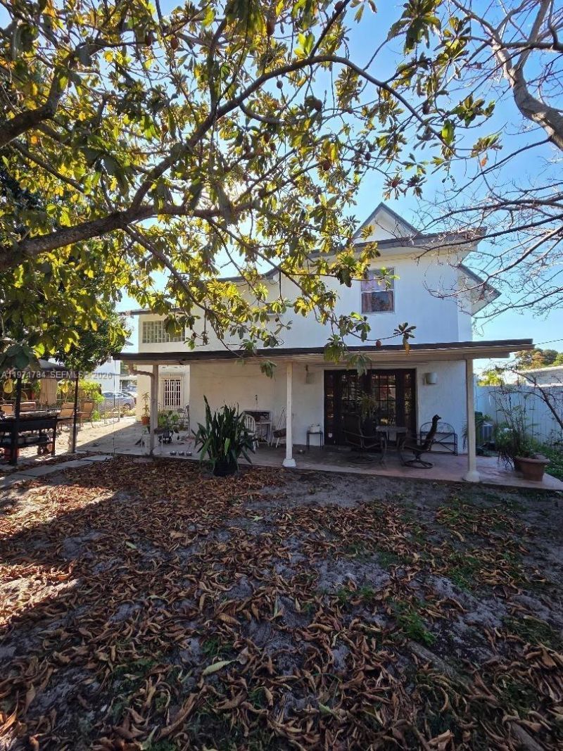 1341 E 8th Ave , Hialeah, FL 33010 Photo