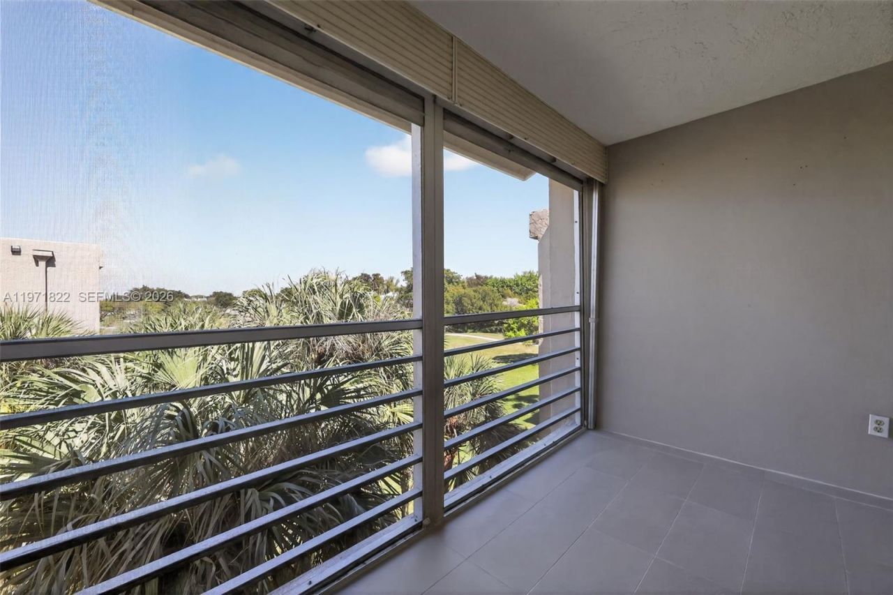 9420 Tangerine Pl , Unit 407, Davie, FL 33324 Photo