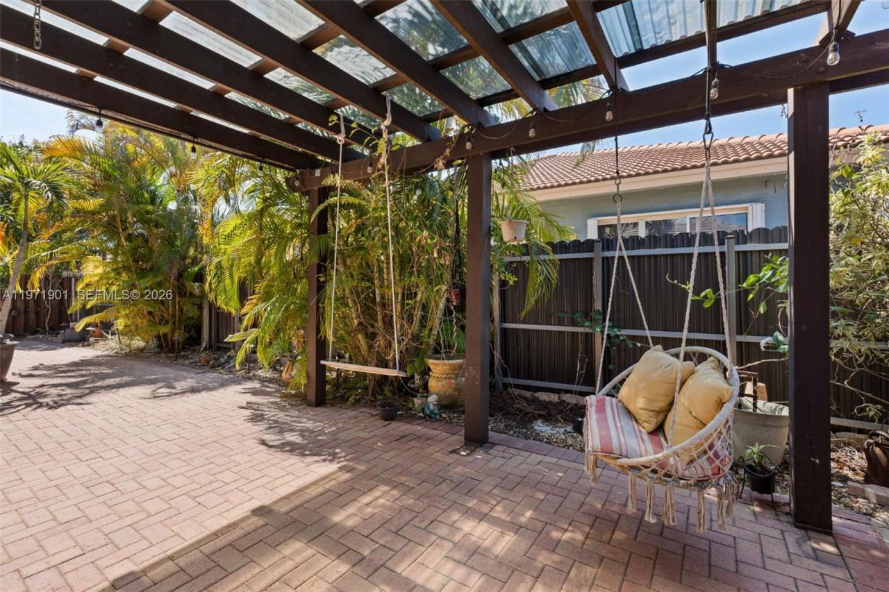 14756 NW 88th Ave , Miami Lakes, FL 33018 Photo