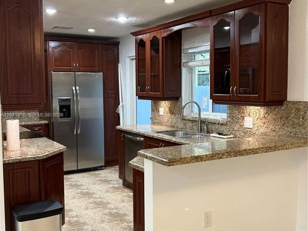 230 SW 30th Ave, Unit 230, Miami, FL 33135