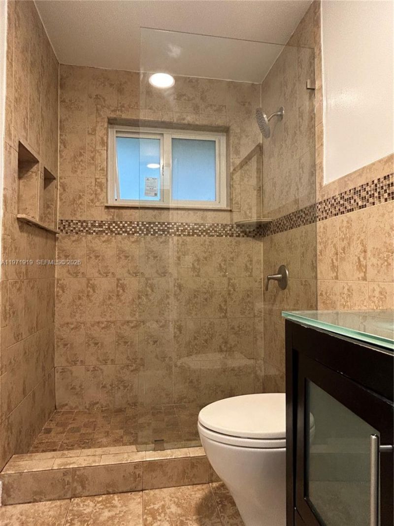 230 SW 30th Ave, Unit 230, Miami, FL 33135 Photo