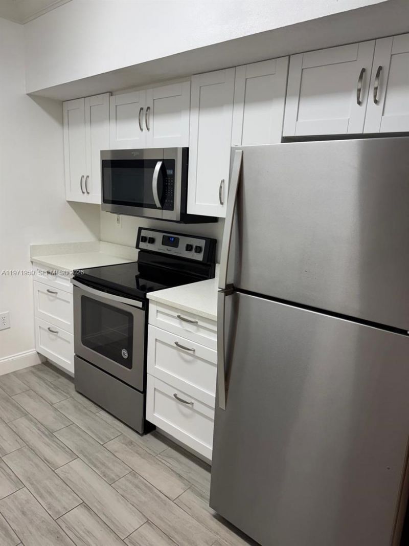 11701 SW 2nd St, Unit 5106, Pembroke Pines, FL 33025 Photo